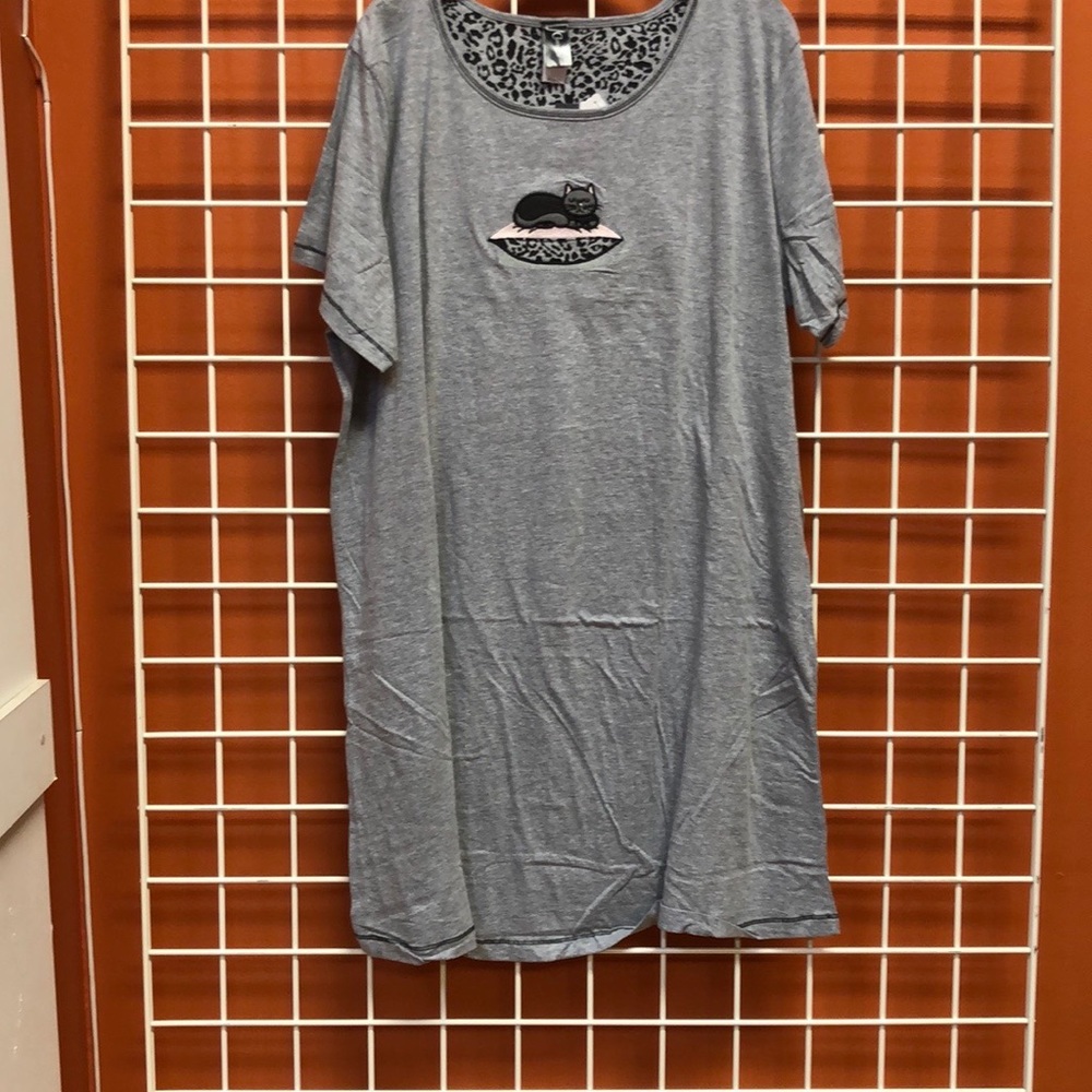 Womens Poly Cotton Mix Night Shirt with Embroidered Patch